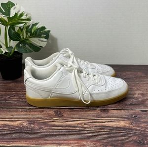 NIKE Court Vision Low Shoes
